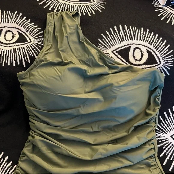 🆕 J. Crew Ruched Shoulder One Piece Swimsuit . 18. NWT!💥💥 - Picture 4 of 15